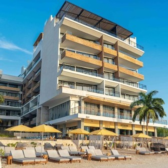 The Five Oceanfront Hotel Bygning