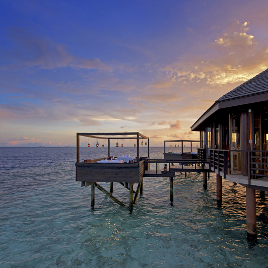 lily beach resort_restaurant tamarind_01