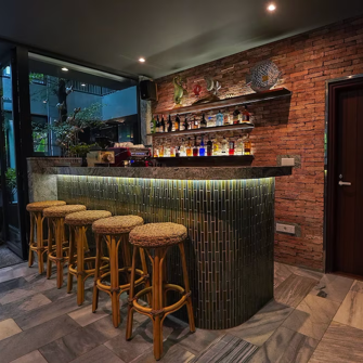 Hotel Chiem Bar