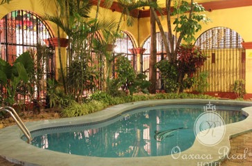 mexico - oaxaca - oaxaca real hotel_pool_01