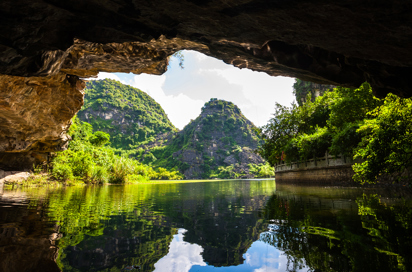 vietnam - kalkstenshule_halong_01