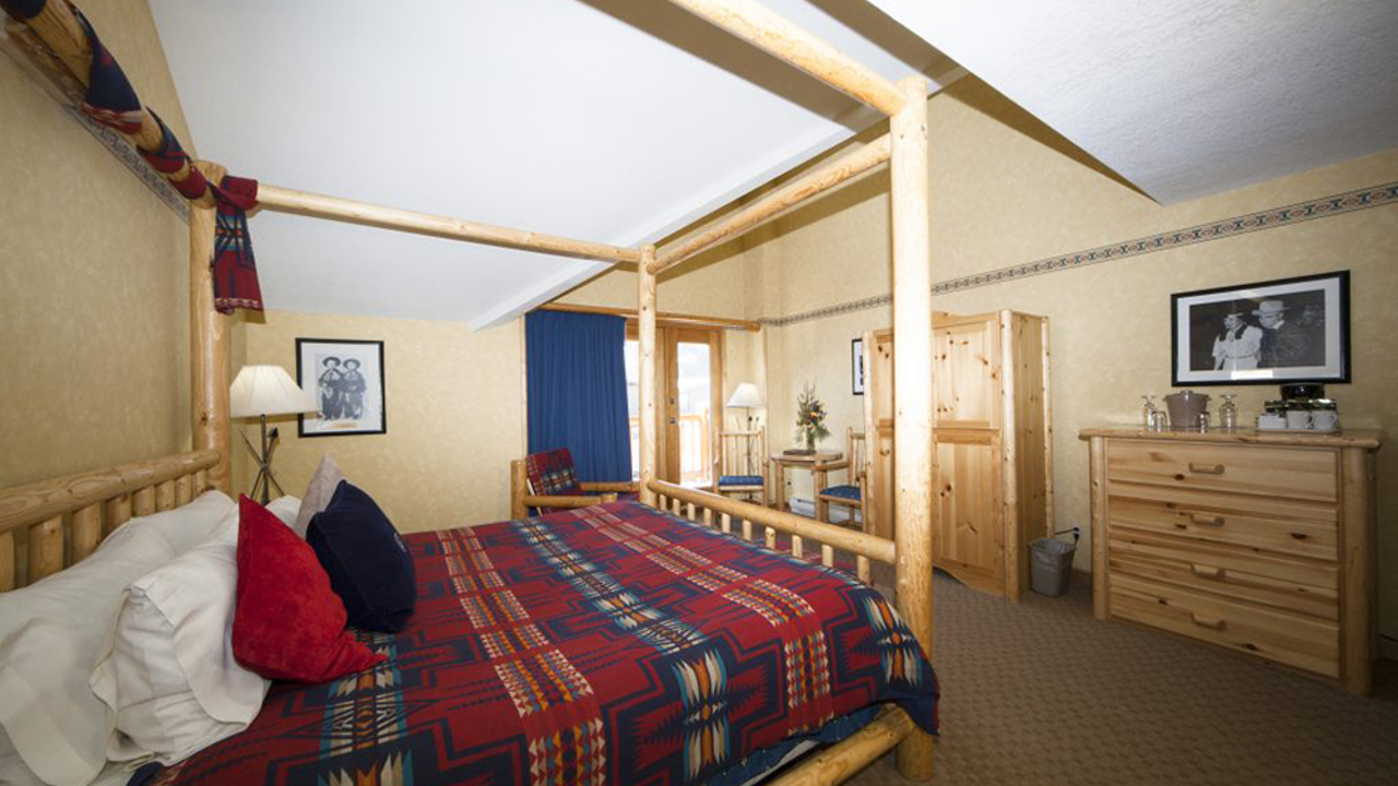 canada - banff - Brewster Suite Angle2