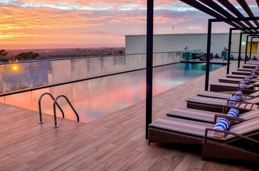 Roof Top Infinity Pool