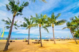 bali - sanur_strand_baad_07