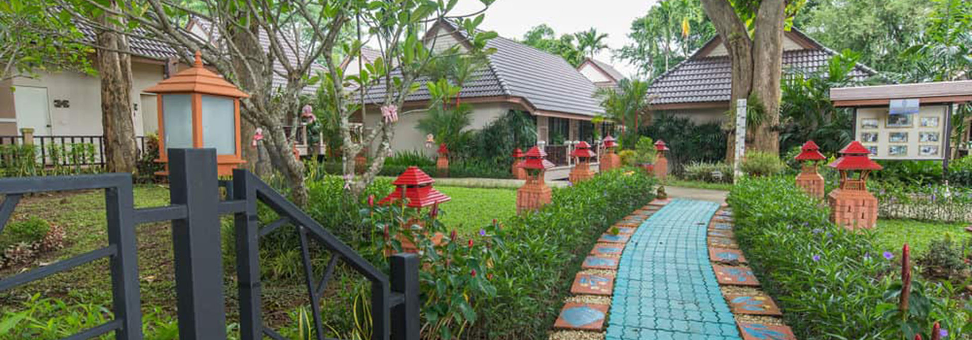 Chiang Khong Teak Garden Riverfront Hotel Garden