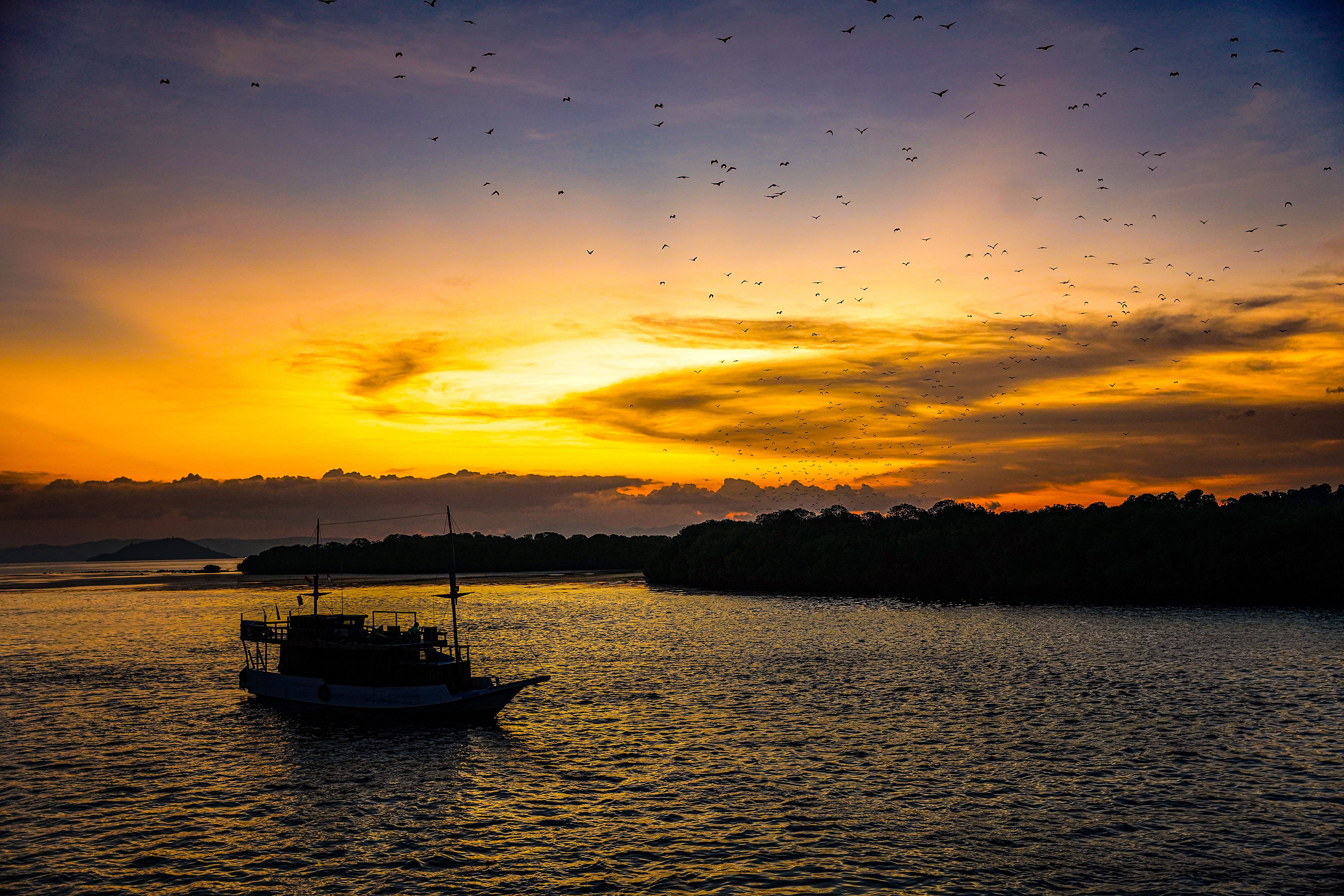 Labuan Bajo Flores Sunset