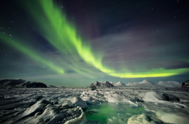 Nordlys_ukendt fjord_01