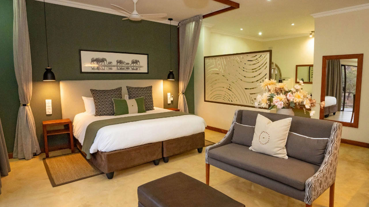Insika Lodge Room