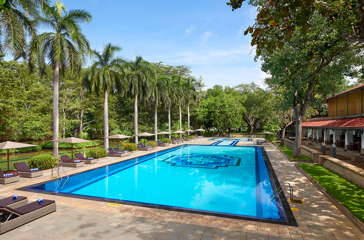 sri lanka - cinnemon lodge_pool_01