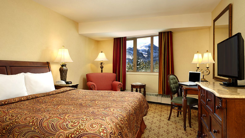 canada - lake louise - lake louise inn_vaerlse_01
