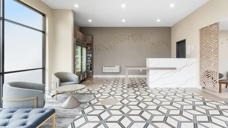 usa - ramada by wyndham_reception_01