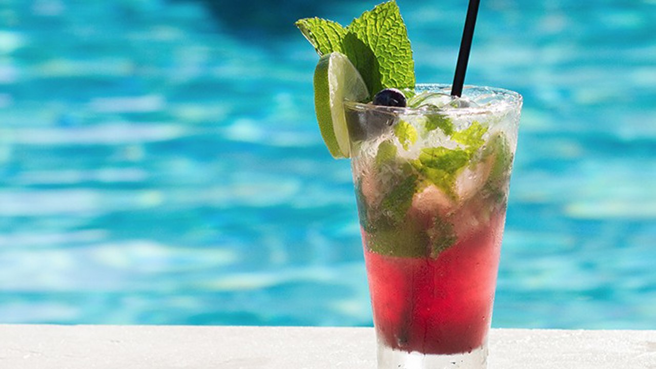 usa - marseilles hotel_pool_drink_01