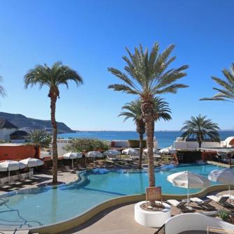 Hotel Indigo Pool 2