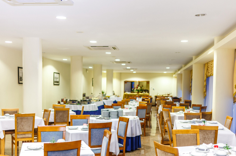 Pico_Hotel Caravelas_restaurant_01
