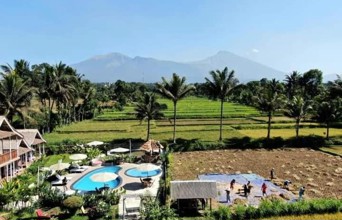 Tetebatu Flush Harmony Pool 04
