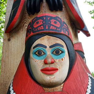 alaska native heritage center_totem pael_01