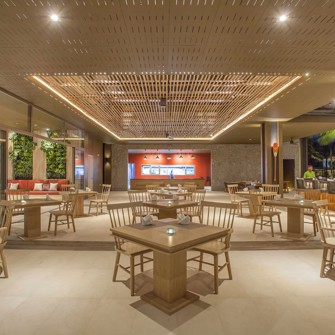 Restaurant Ramada Resort By Wyndham Khao Lak