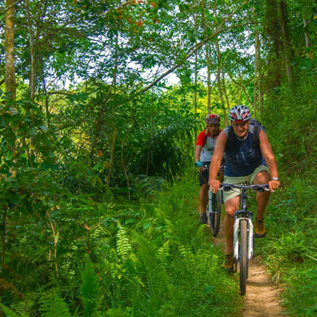 Borneo_KK_cykeltur rafting_02