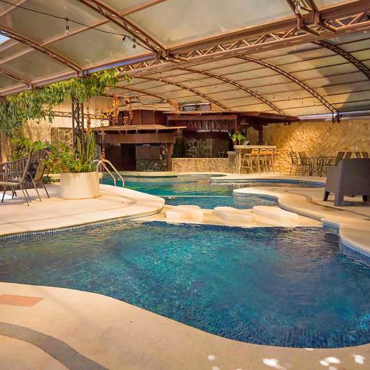 Hotel Poco A Poco Pool 01