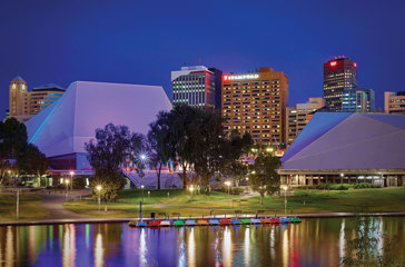 Stamfordplazaadelaide Exteriornight1 17