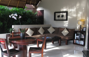 bali - seminyak - the dusun_villa_pool_veranda_01