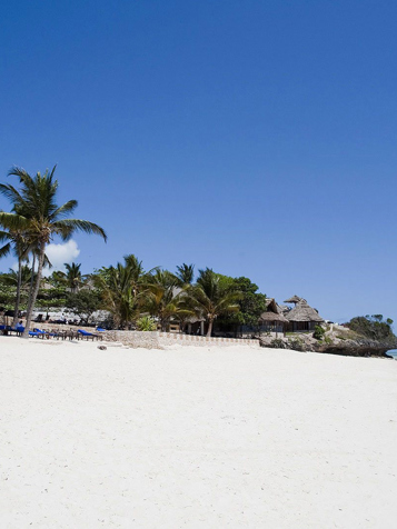 karafuu resort_strand_02