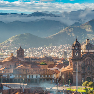 Vi skal også opleve Cusco, som har seværdigheder fra både inkaernes og spaniernes tid