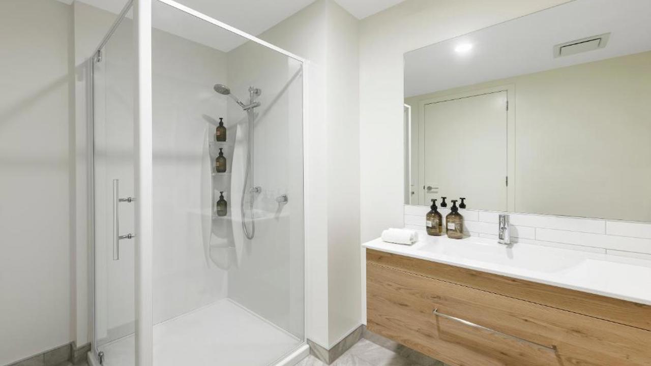 Hidden Lake Hotel New Zealand Cambridge 375491768