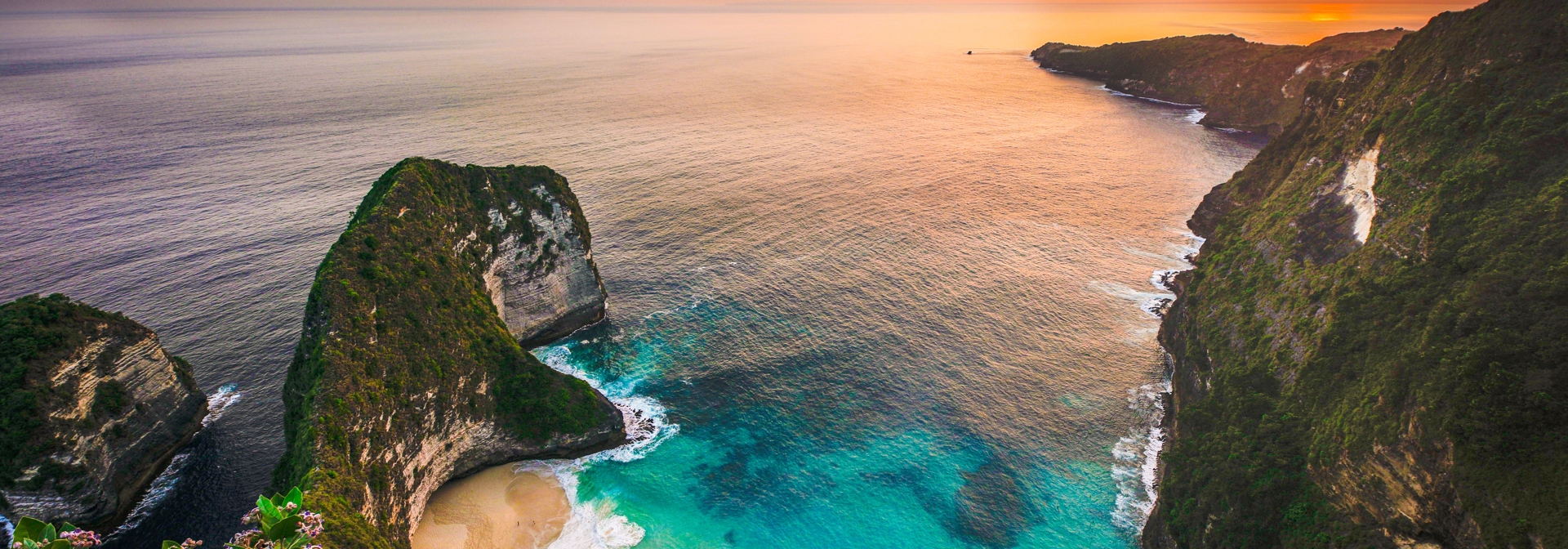 Kelingking Beach In Nusa Penida