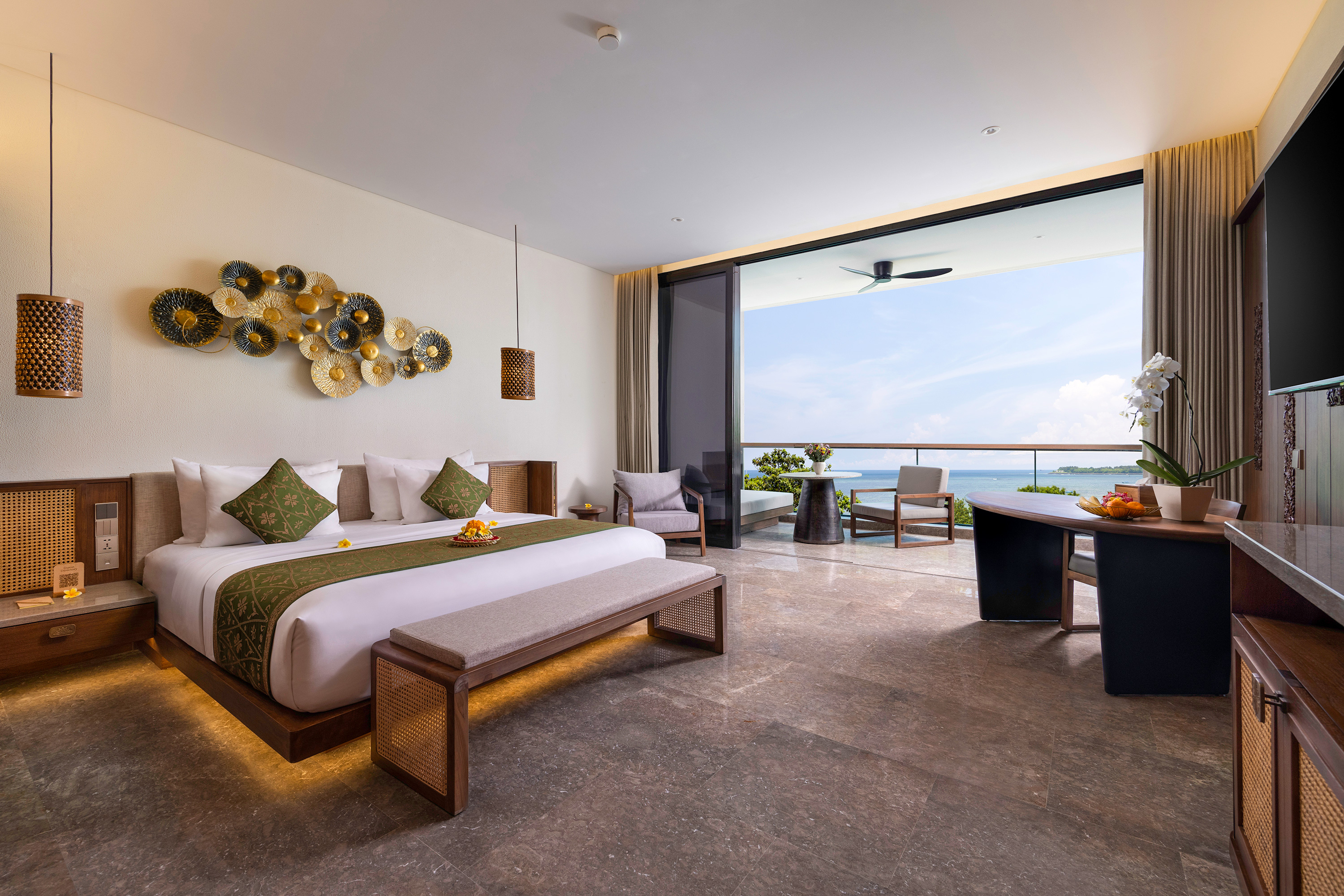 Luxury Suite Sea View1