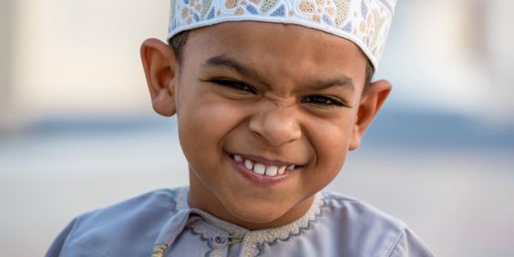 Oman Lille Dreng Nærbillede 752100721