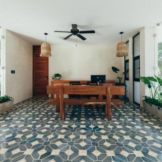 Cucu Hotel Reception