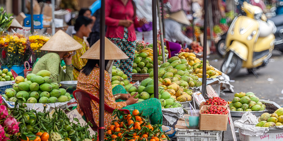 Vietnam Ho Chi Minh Market 1100835865
