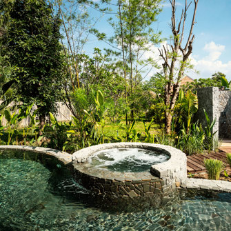 Farm House Smiling Gecko Spa Plungepool