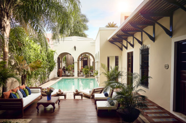 Casa Lecanda Boutique Hotel Pool 02