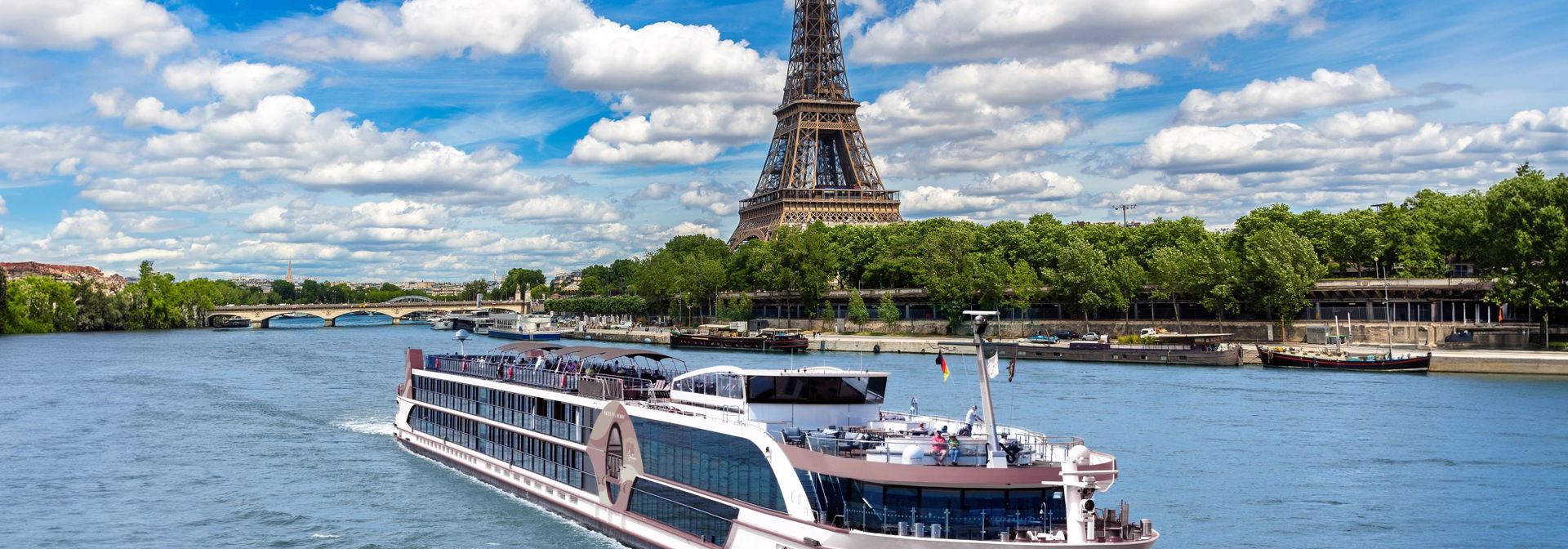 VIVA Beyond Ext Paris