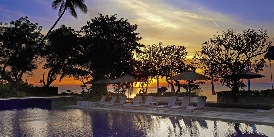 bali - lovina - the lovina_pool solnedgang