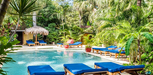 Hotel Pasatiempo Pool 02