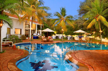 indien - Tanjore - thanjavur sangam resort_pool_swim