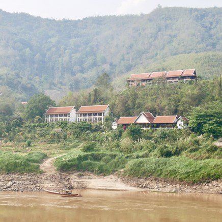 Pakbeng Lodge Exterior