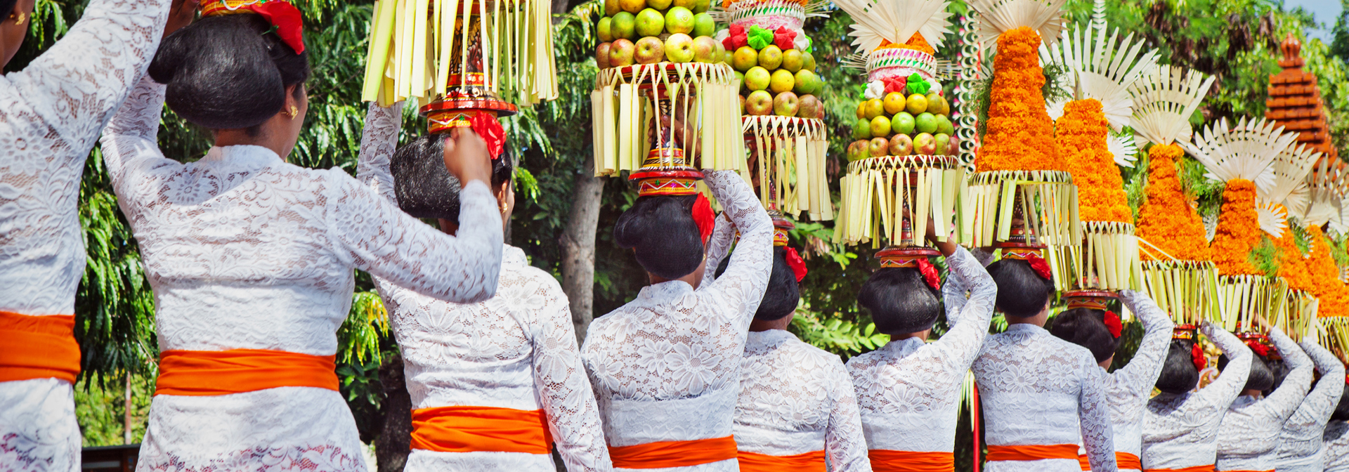 bali - bali_befolkning_ceremoni_kvinder_01