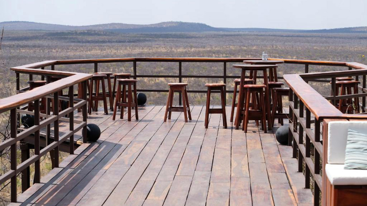 Etosha Safari Lodge udsigt_01