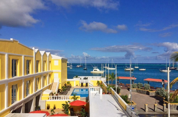 dansk vestindien - st. croix - hotel caravelle_facade_01