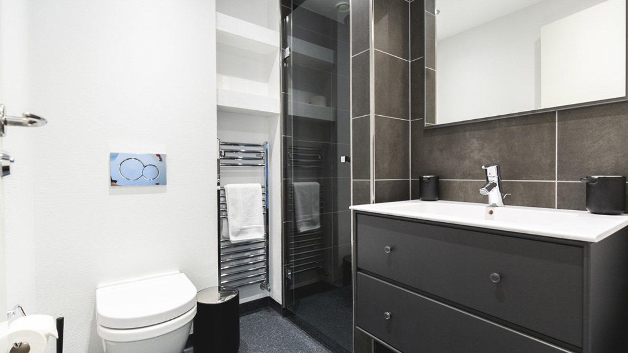 Hotel_icefiord_badevaerelse_paa_deluxe_vaerelse_01