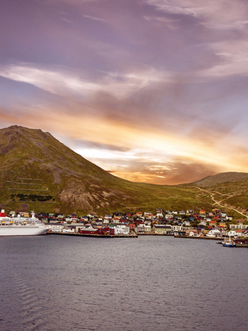 Vi nærmer os Nordkap ved byen Honningsvåg...