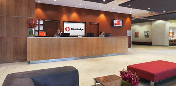 australien - melbourne - travelodge southbank_hotel reception_01