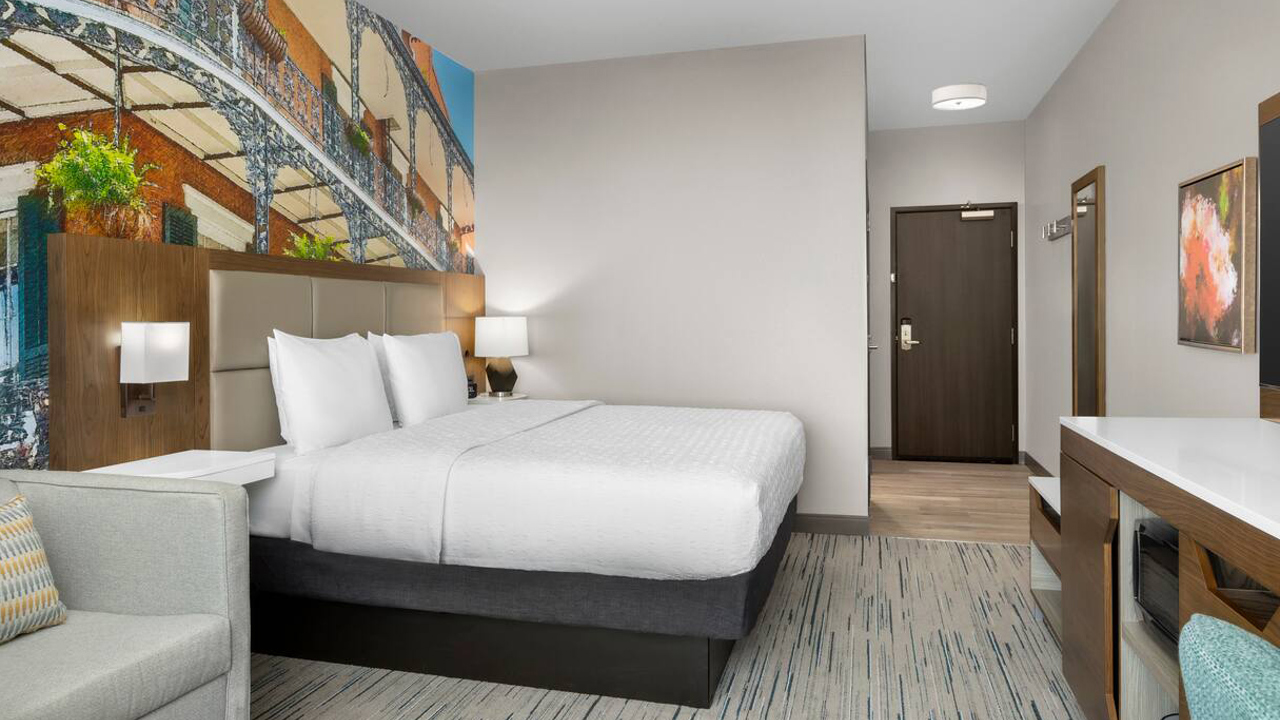 Hampton Inn New Orleans French Quarter Market Area 06