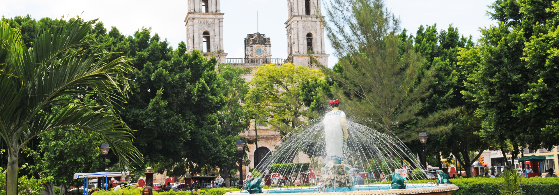 mexico - merida_zocalo_01