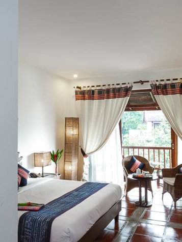 laos - vang vieng - riverside boutique resort_deluxe room hmong style