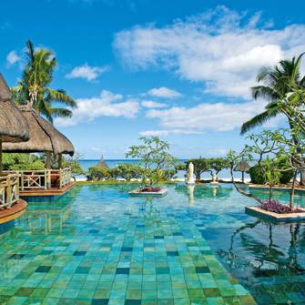 Restaurant By The Pool